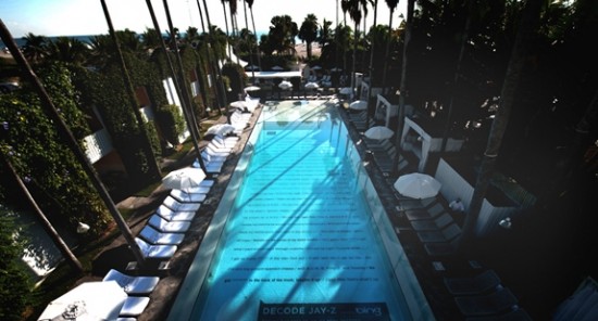 Decoded Jay-Z Microsoft piscine